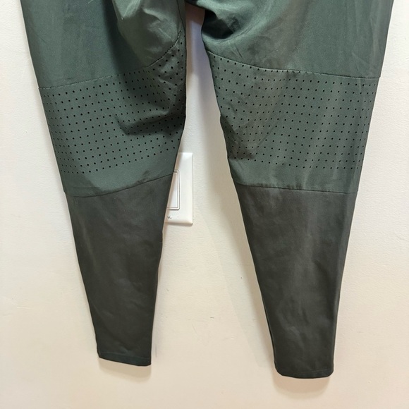 Alphalete - Infinity Tech Pant Size Large Activewear - Picture 5 of 11